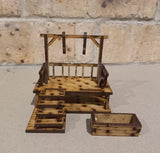 Wild West Gallows Plus 4x Miniatures 28mm Scale